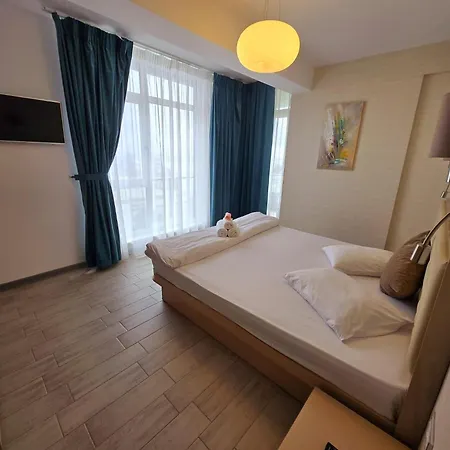 Luxury Front Seaview 3 Alezzi - Pool & * Năvodari