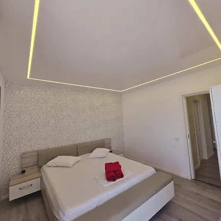 Luxury Front Seaview 3 Alezzi - Pool & شقة *