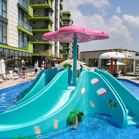 Luxury Front Seaview 3 Alezzi - Pool & شقة Năvodari